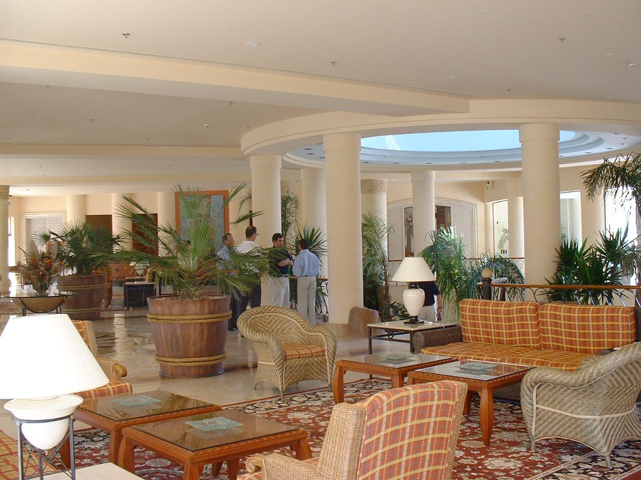 Lobby bar